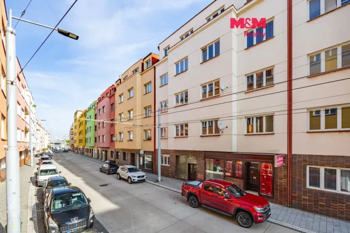 Pronájem bytu 1+1, Pardubice - Zelené Předměstí, Sladkovského, 46 m2