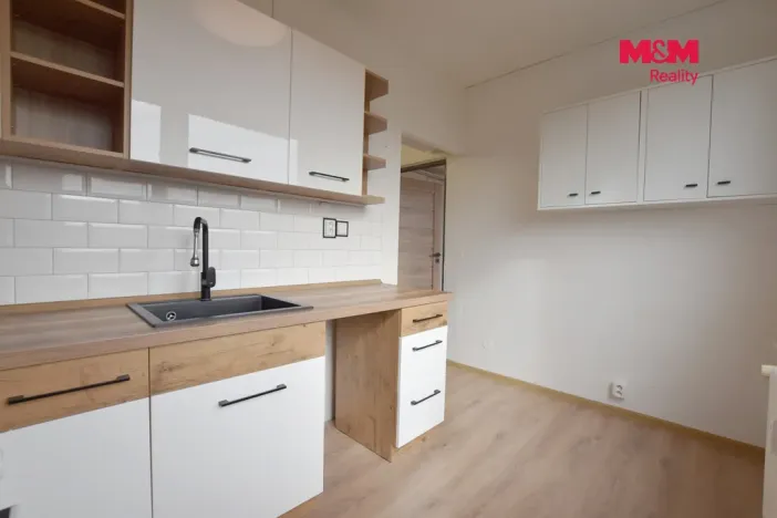 Pronájem bytu 1+1, Hradec Králové - Moravské Předměstí, 35 m2