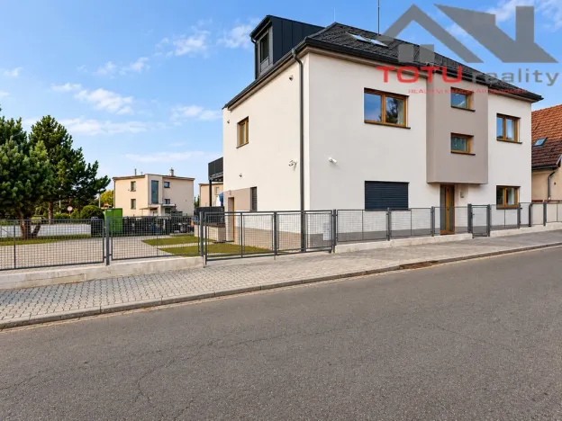 Pronájem bytu 2+kk, Černožice, Gen. Svobody, 50 m2