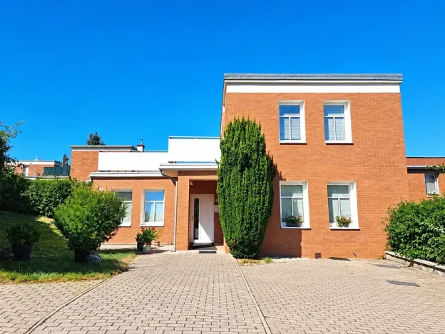 Pronájem kanceláře, Zlín, Pod Vodojemem, 180 m2