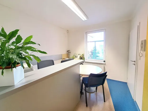 Pronájem kanceláře, Zlín, Pod Vodojemem, 180 m2