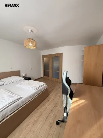 Prodej bytu 2+kk, Karlovy Vary, Horova, 86 m2