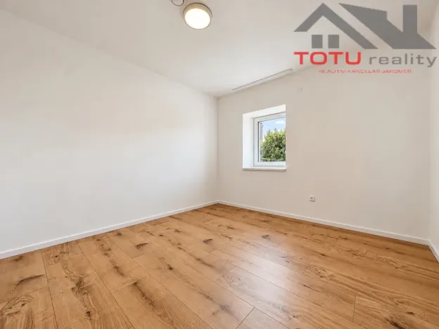 Pronájem bytu 2+kk, Černožice, Gen. Svobody, 38 m2