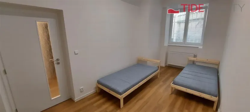 Pronájem bytu 2+kk, Praha, Svobodova, 50 m2