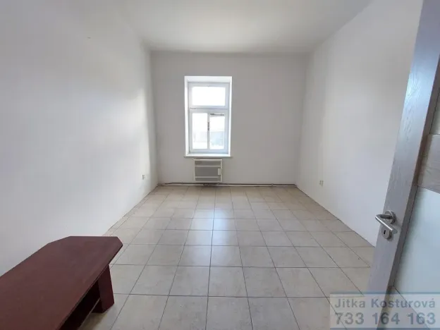 Pronájem bytu 1+1, Krnov - Pod Cvilínem, Sokolovská, 40 m2