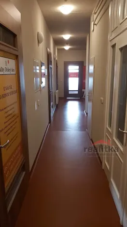 Pronájem kanceláře, Opava - Město, Horní náměstí, 28 m2