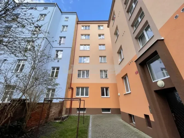 Pronájem bytu 3+kk, Plzeň - Jižní Předměstí, Alešova, 75 m2