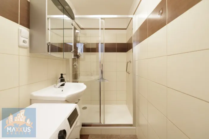 Prodej bytu 2+kk, Praha - Horní Měcholupy, Boloňská, 42 m2