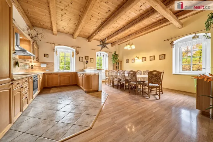 Prodej rodinného domu, Okounov - Oslovice, 630 m2