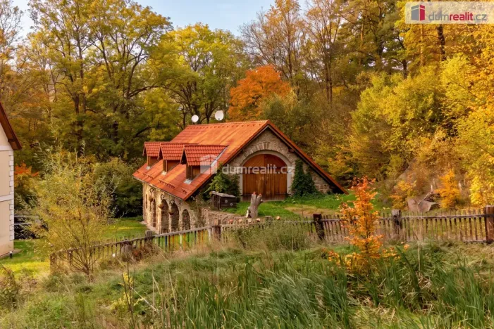 Prodej rodinného domu, Okounov - Oslovice, 630 m2
