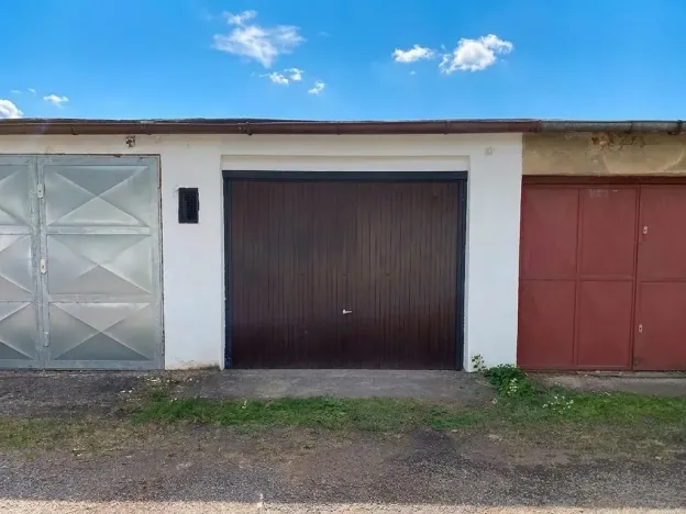 Prodej garáže, Mělník, Mladoboleslavská, 18 m2