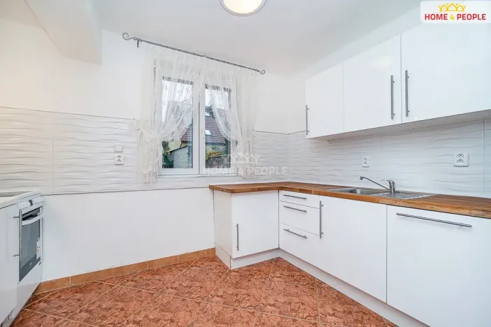 Pronájem rodinného domu, Praha - Horní Počernice, Rožnovská, 145 m2