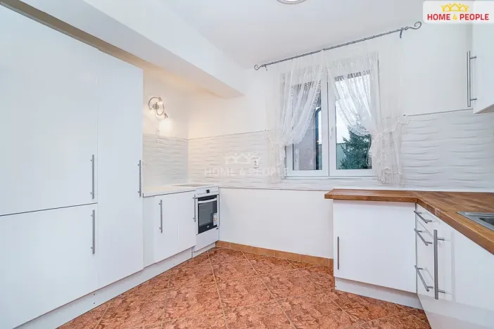 Pronájem rodinného domu, Praha - Horní Počernice, Rožnovská, 145 m2