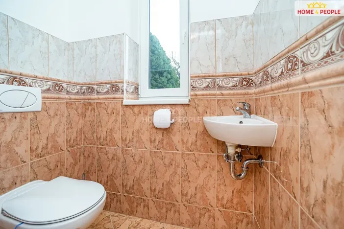 Pronájem rodinného domu, Praha - Horní Počernice, Rožnovská, 145 m2