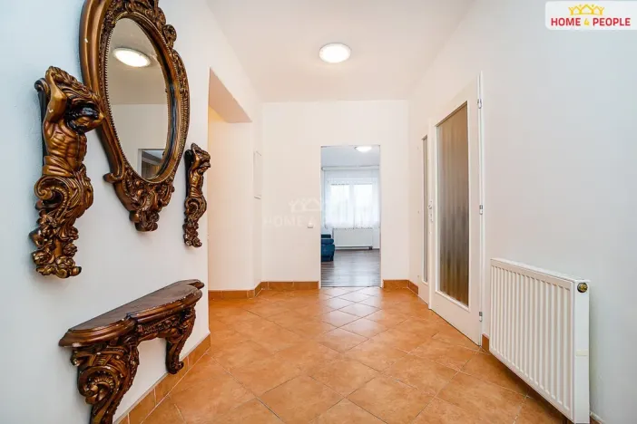 Pronájem rodinného domu, Praha - Horní Počernice, Rožnovská, 145 m2