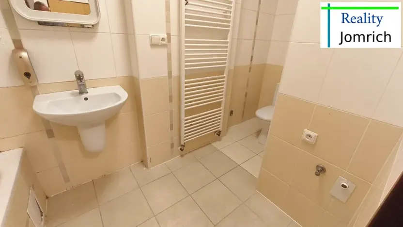 Pronájem bytu 1+1, Liberec, Pražská, 41 m2