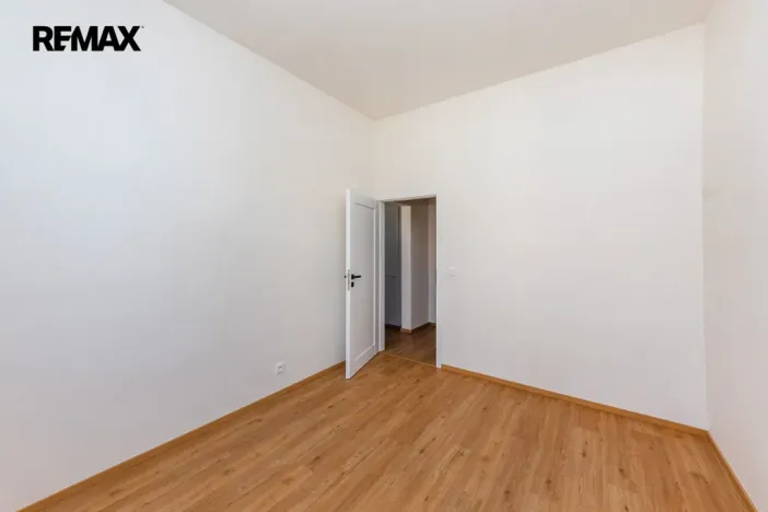 Pronájem bytu 2+kk, Praha - Nusle, Sinkulova, 48 m2