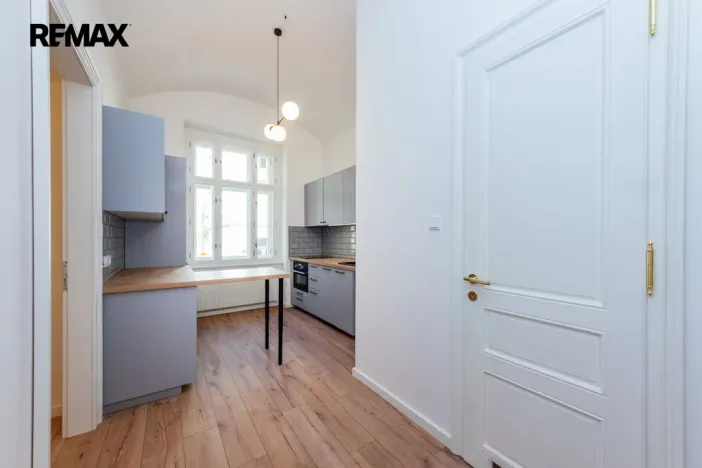 Pronájem bytu 2+kk, Praha - Vyšehrad, Vratislavova, 34 m2