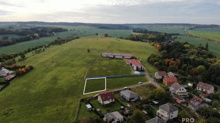 Prodej pozemku pro bydlení, Uhlířské Janovice, Ledrova, 940 m2