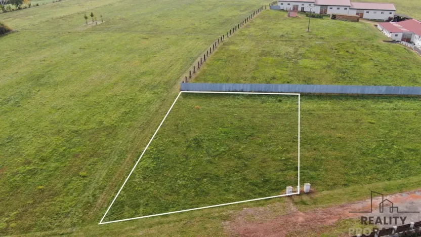 Prodej pozemku pro bydlení, Uhlířské Janovice, Ledrova, 940 m2