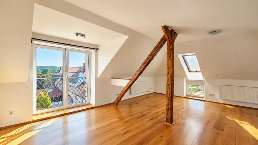 Pronájem bytu 2+kk, Třebotov, Hlavní, 80 m2