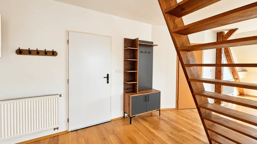 Pronájem bytu 2+kk, Třebotov, Hlavní, 80 m2