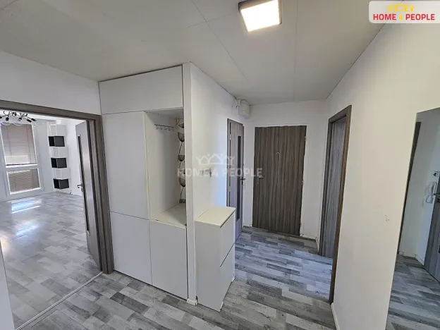 Prodej bytu 3+1, Praha - Kamýk, Cuřínova, 78 m2