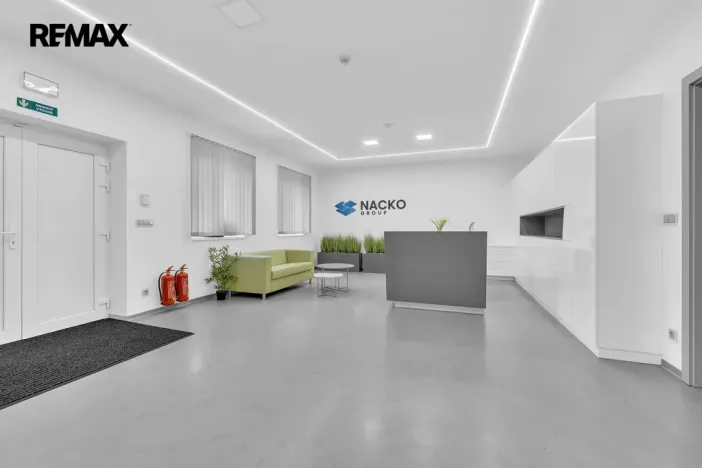 Pronájem kanceláře, Praha, Strakonická, 160 m2
