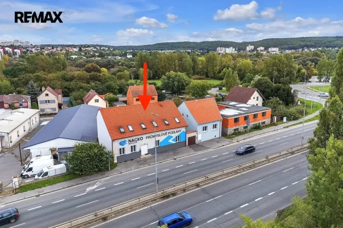 Pronájem kanceláře, Praha, Strakonická, 160 m2