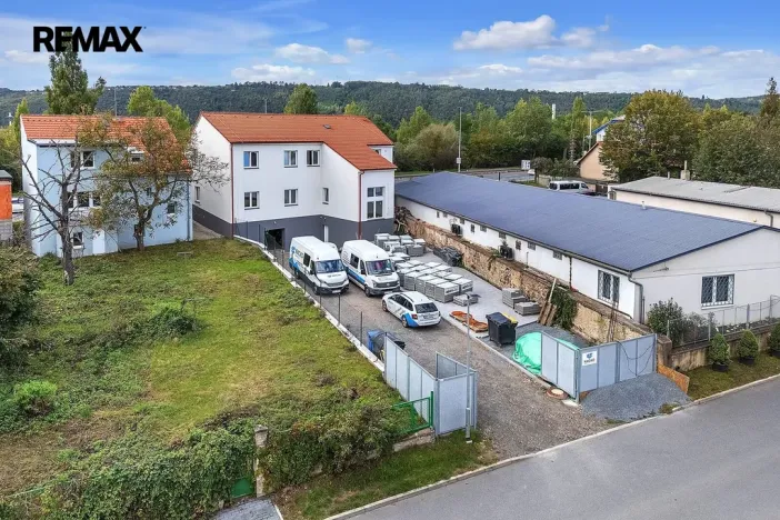 Pronájem kanceláře, Praha, Strakonická, 160 m2