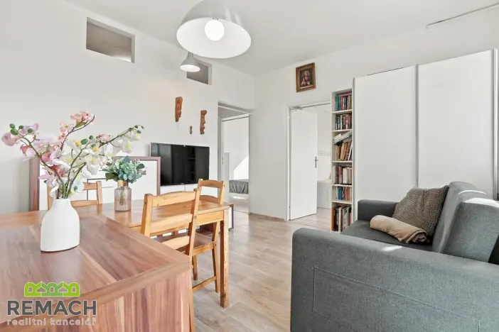 Prodej bytu 3+1, Zlín, třída Svobody, 58 m2
