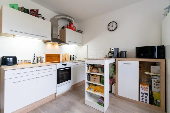 Prodej bytu 2+kk, Milovice - Mladá, Armádní, 53 m2