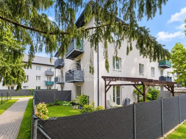Prodej bytu 2+kk, Milovice - Mladá, Armádní, 53 m2