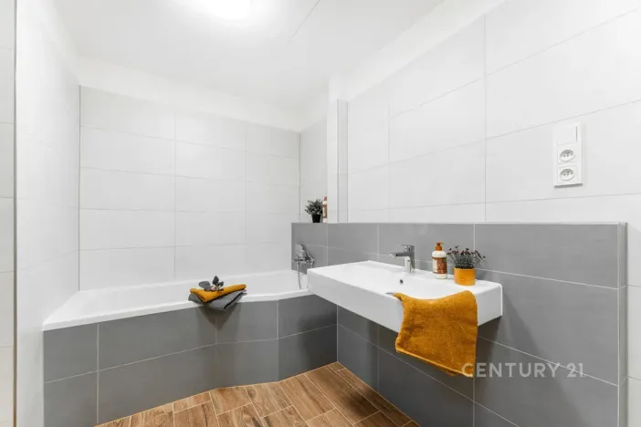 Pronájem bytu 3+kk, Praha - Hostivař, 66 m2