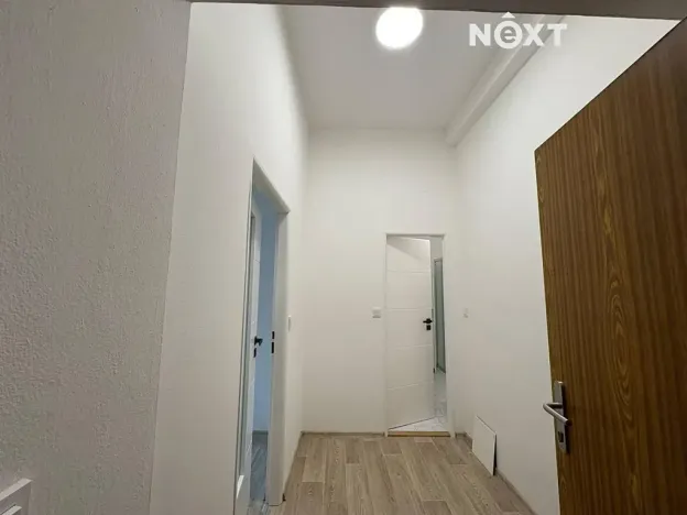 Pronájem bytu 1+kk, Náchod, Poděbradova, 28 m2