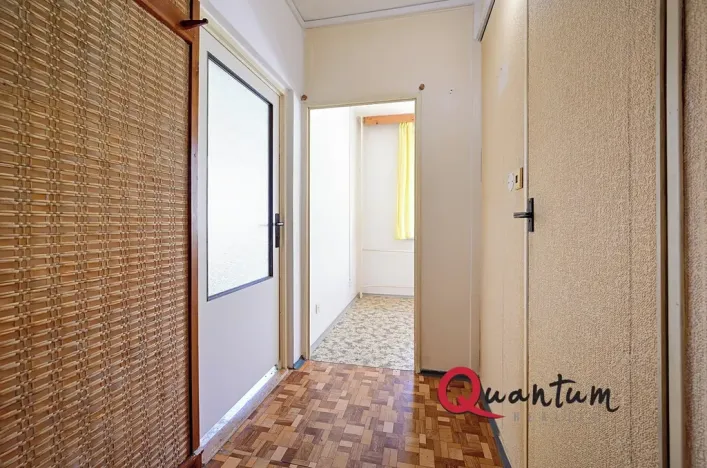 Prodej bytu 1+1, Hradec Králové, třída Edvarda Beneše, 42 m2
