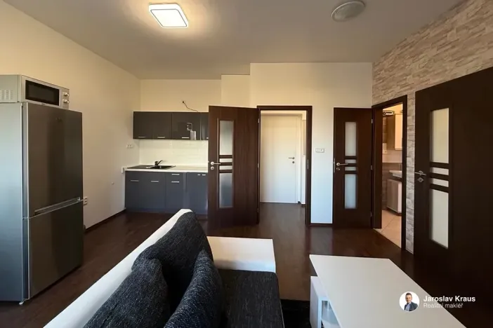 Pronájem bytu 2+kk, Železnice, Tyršova, 42 m2