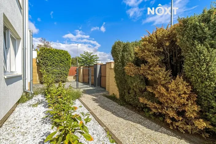 Prodej bytu 2+kk, Praha - Kyje, Vajgarská, 27 m2