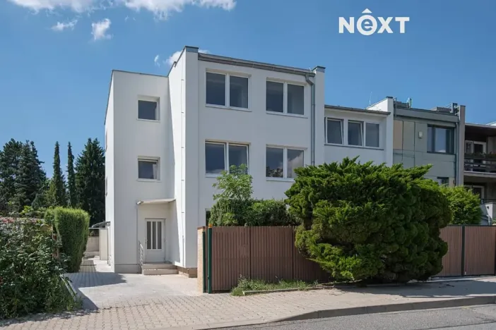Prodej bytu 2+kk, Praha - Kyje, Vajgarská, 27 m2