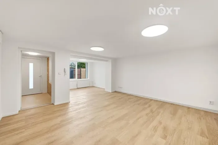 Prodej bytu 1+kk, Praha - Kyje, Vajgarská, 34 m2