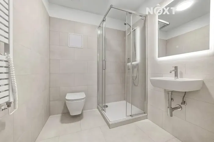 Prodej bytu 2+kk, Praha - Kyje, Vajgarská, 30 m2