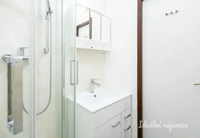 Pronájem bytu 2+kk, Kolín - Kolín II, Tyršova, 36 m2