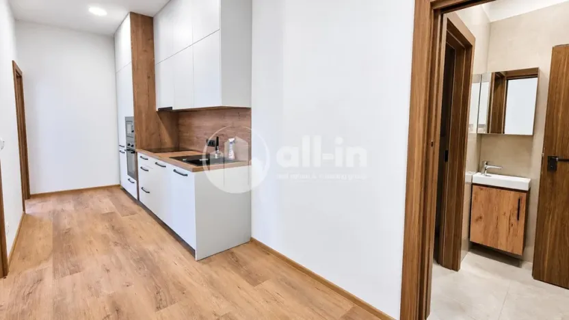 Pronájem kanceláře, Vyškov - Vyškov-Město, náměstí Obránců míru, 27 m2