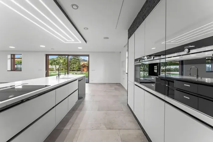 Prodej kanceláře, Velké Přítočno, 350 m2