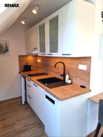 Prodej bytu 1+kk, Rokytnice nad Jizerou - Horní Rokytnice, 40 m2