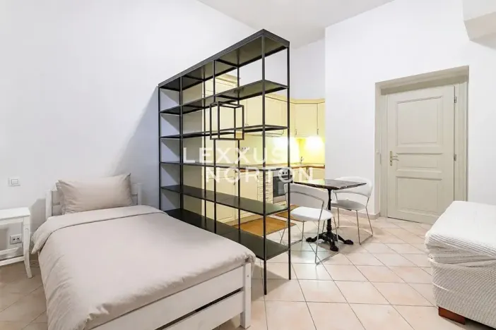 Pronájem bytu 1+kk, Praha - Vinohrady, Italská, 41 m2