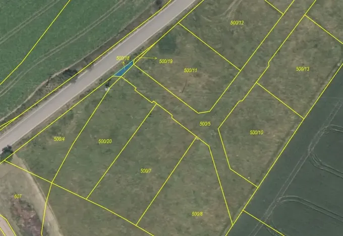 Dražba pole, Břežany I, 10160 m2