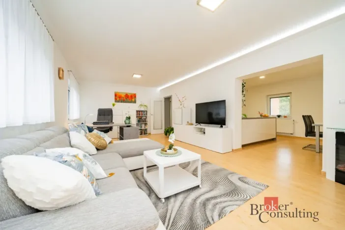 Prodej rodinného domu, Praha - Dolní Chabry, Bolebořská, 268 m2