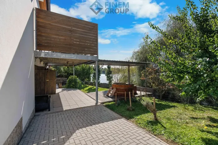 Prodej chalupy, Borovany, 181 m2
