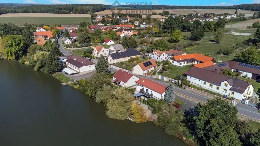 Prodej chalupy, Borovany, 181 m2